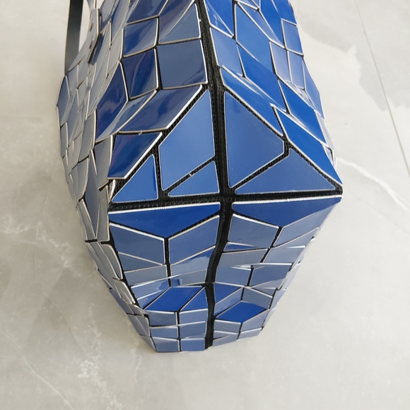 Geometric Blue Tote Bag - Picture 3 of 4